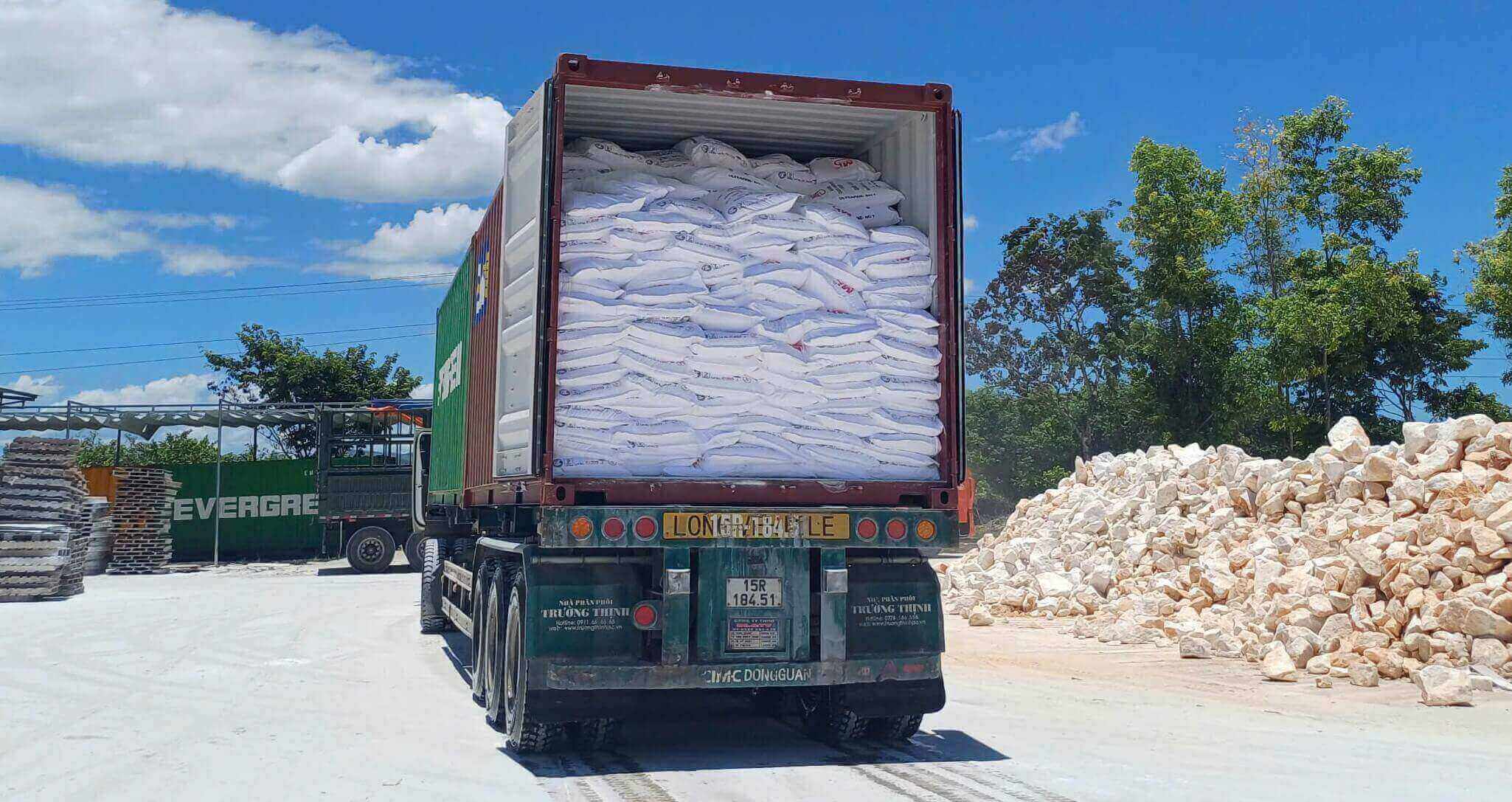 Dong Nhan Stone CaCO3 Powder - First Shipment Successfully Delivered